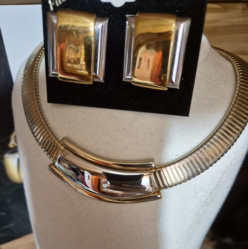 Monet 1987 Two-Tone Gold and Silver Collar Necklace with Matching Earrings